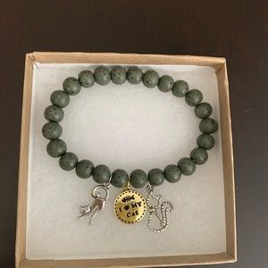 Jade Marble Stretch Cat Charm Bracelet